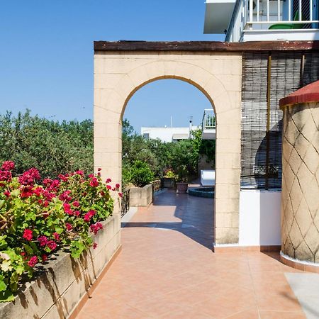 Yialos Studios Skala  Luaran gambar